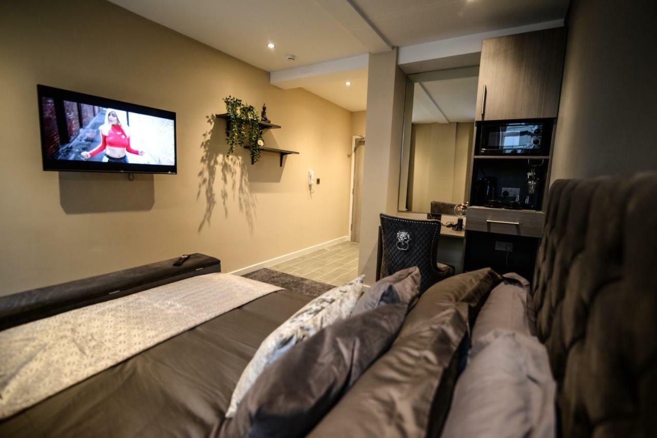 Ladywell House Suites - Chinatown - Self Check-In برمنغهام المظهر الخارجي الصورة