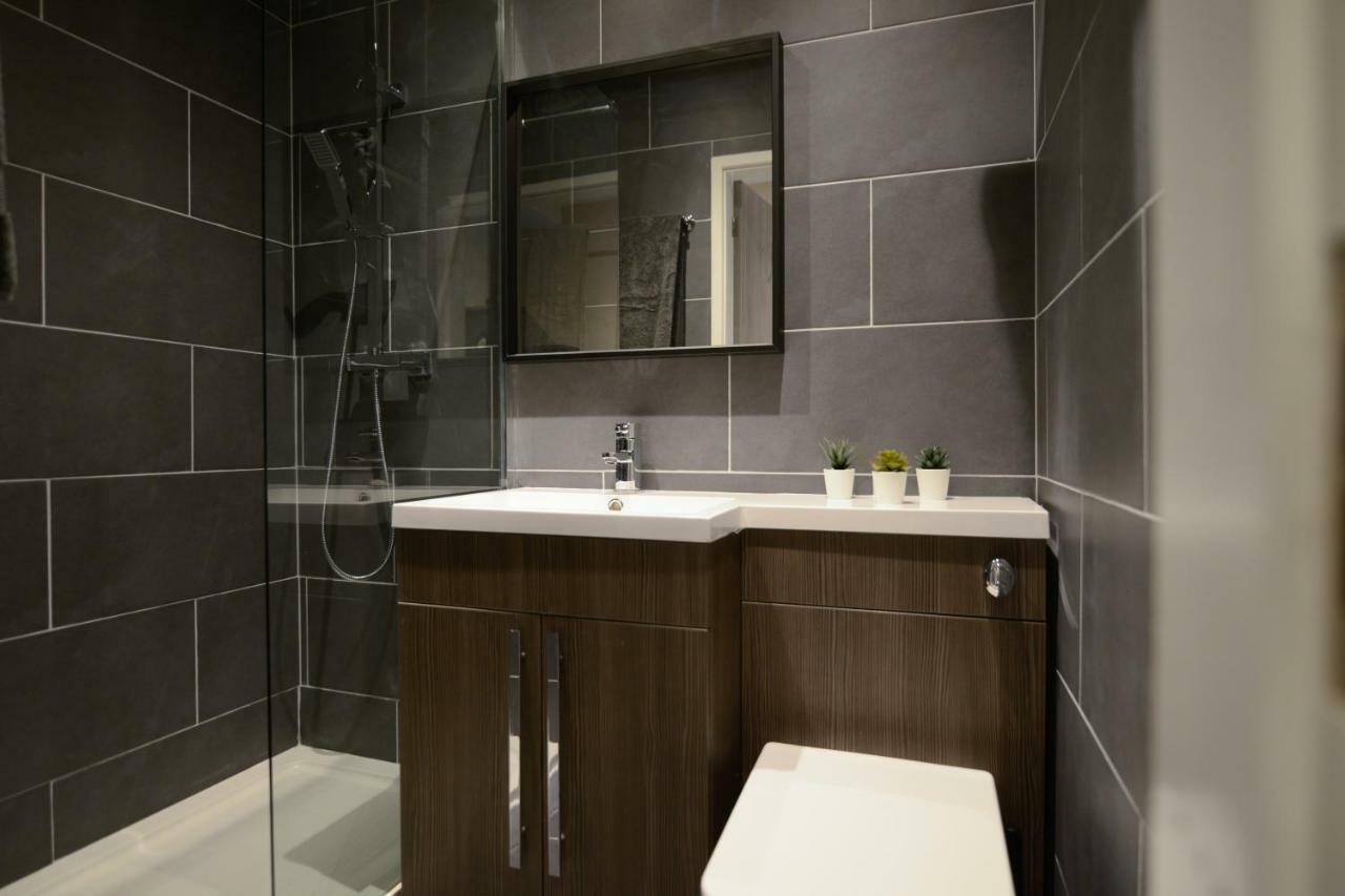 Ladywell House Suites - Chinatown - Self Check-In برمنغهام المظهر الخارجي الصورة